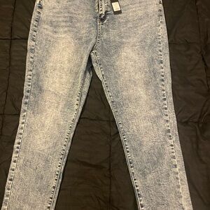 Stylish Light Wash Denim Jeans